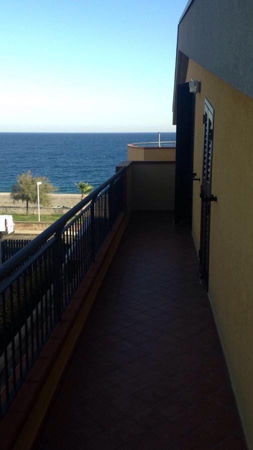 Casa Carmelo Apartment Nizza di Sicilia Bagian luar foto