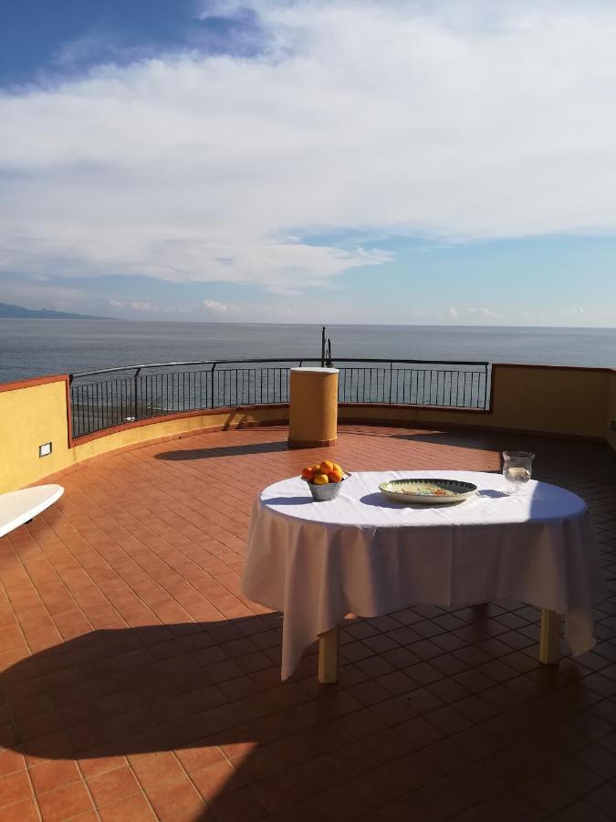 Casa Carmelo Apartment Nizza di Sicilia Bagian luar foto
